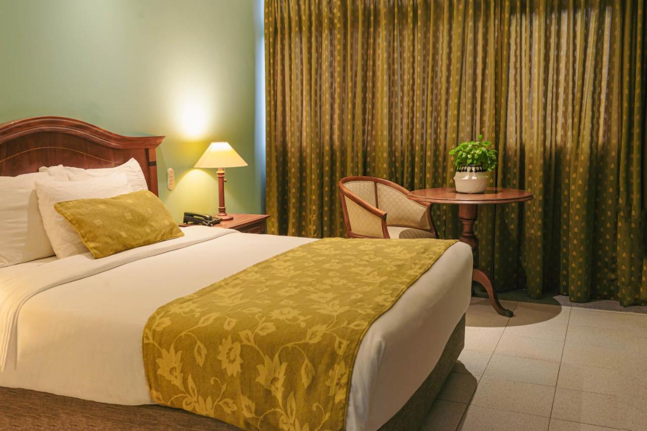 Hotel Faranda Express Puerta Del Sol Barranquilla, A Member Of Radisson Individuals Barranquilla  Luaran gambar